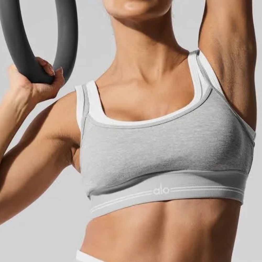 ALO Yoga Light Gray Sports Bra